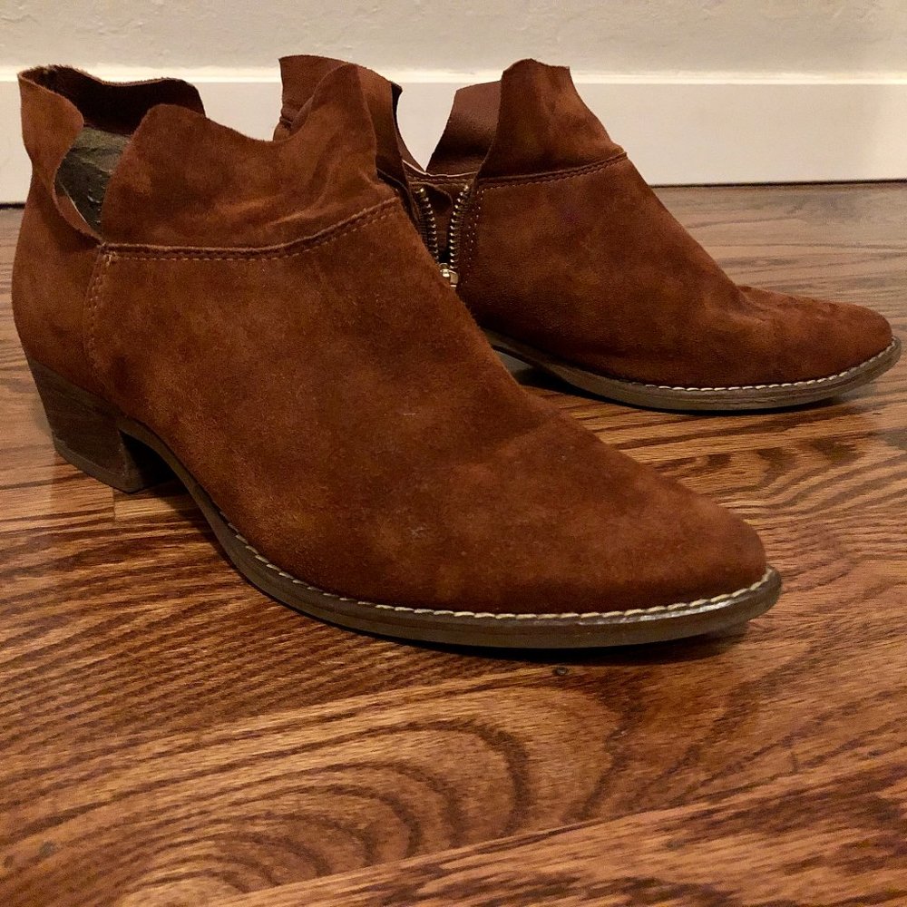 Steve Madden Suede Booties